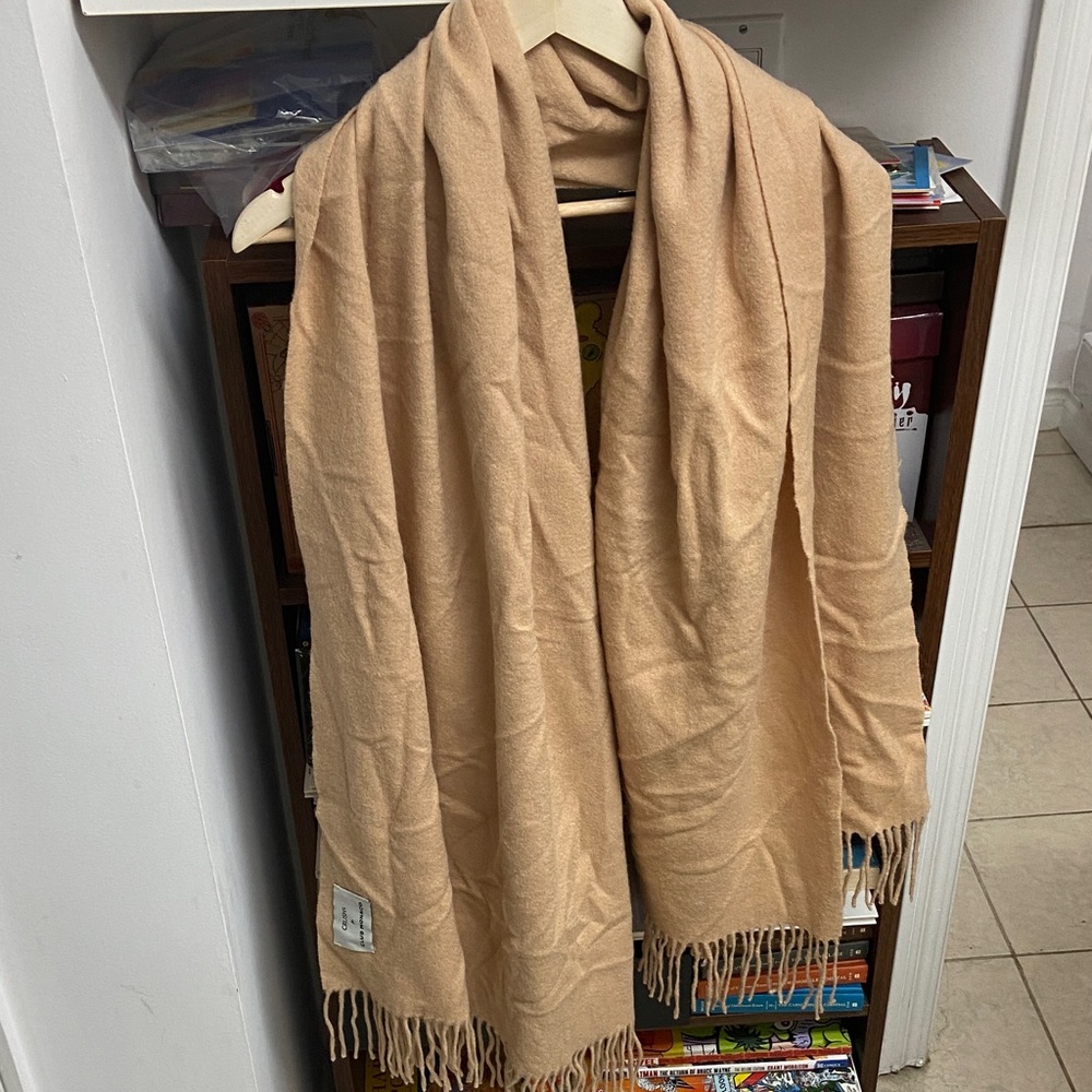 Club Monaco Camel Color Scarf